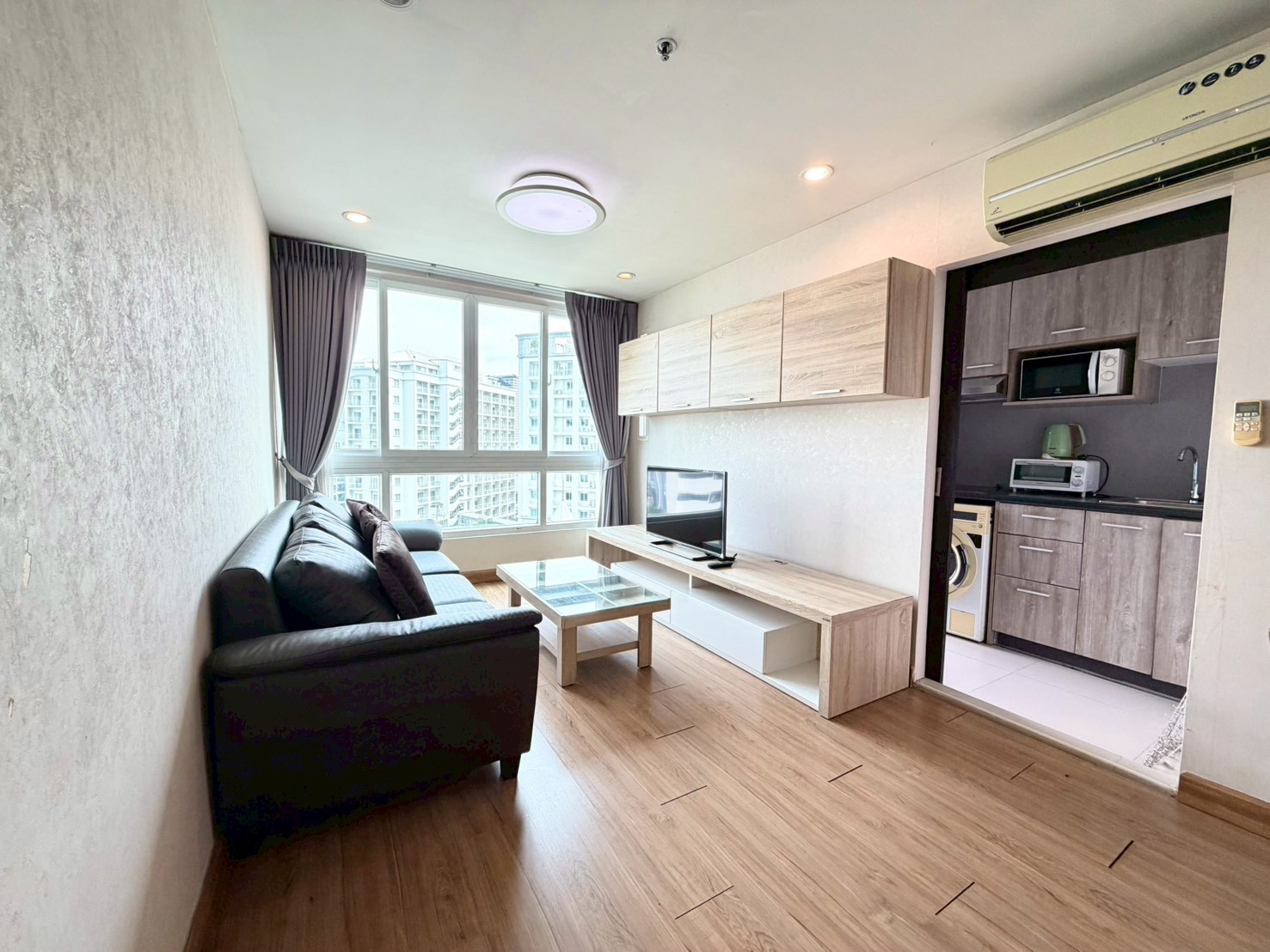 ラッダ コンド ビュー シラチャ(Ladda condo view) I 2BR