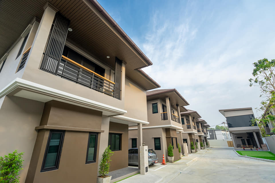 House You Town 3 Bedroom