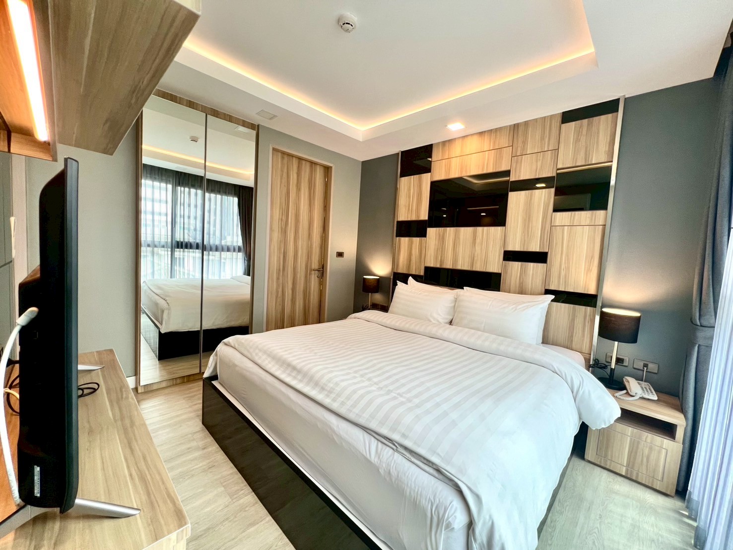 アッパースイーツ・シラチャ（Upper Suites Sriracha） 2 Bedroom